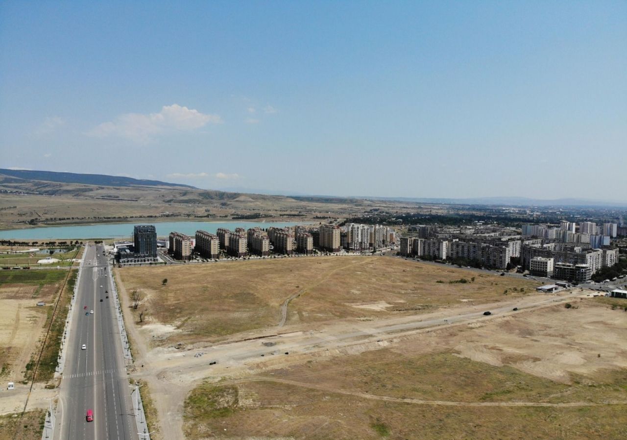 Земля в Тбилиси, Грузия, 1 600 м² - фото 2