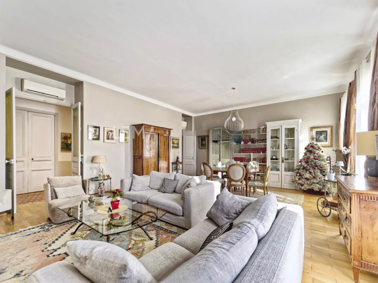 Квартира в Каннах, Франция, 141 м² - фото 1