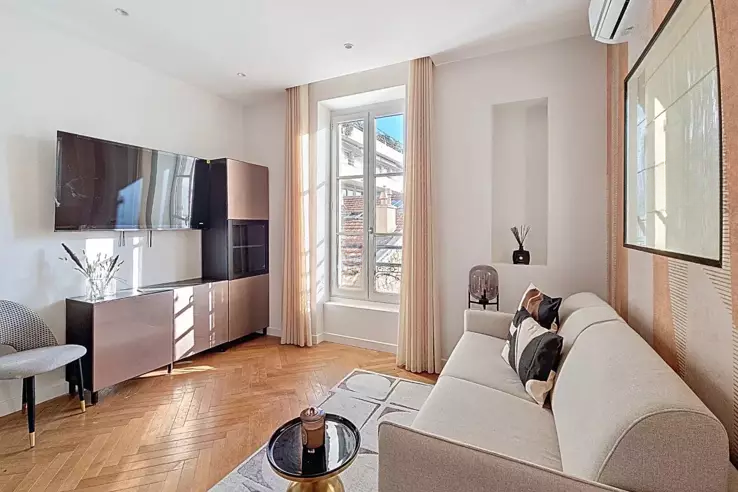 Квартира в Каннах, Франция, 27 м² - фото 1