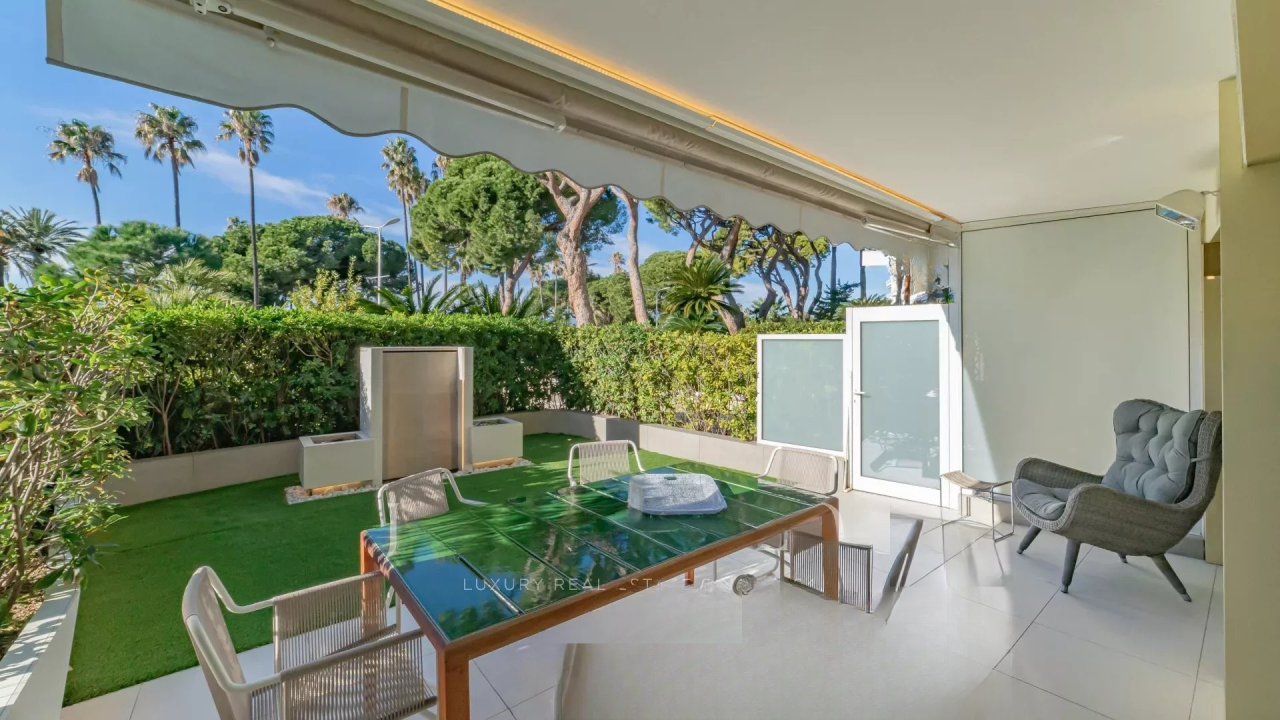 Квартира в Каннах, Франция, 135 м² - фото 1