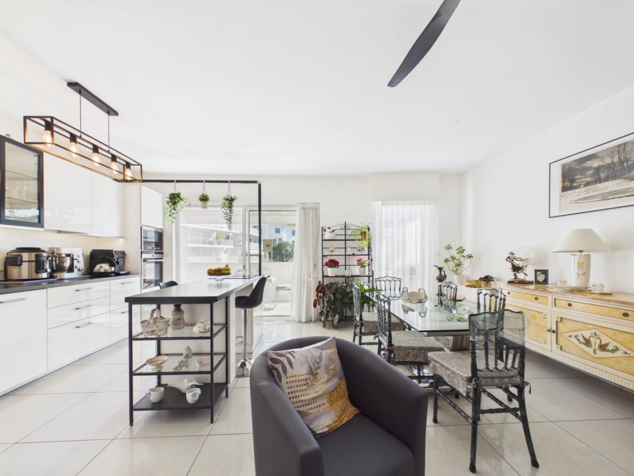 Квартира в Каннах, Франция, 80 м² - фото 1