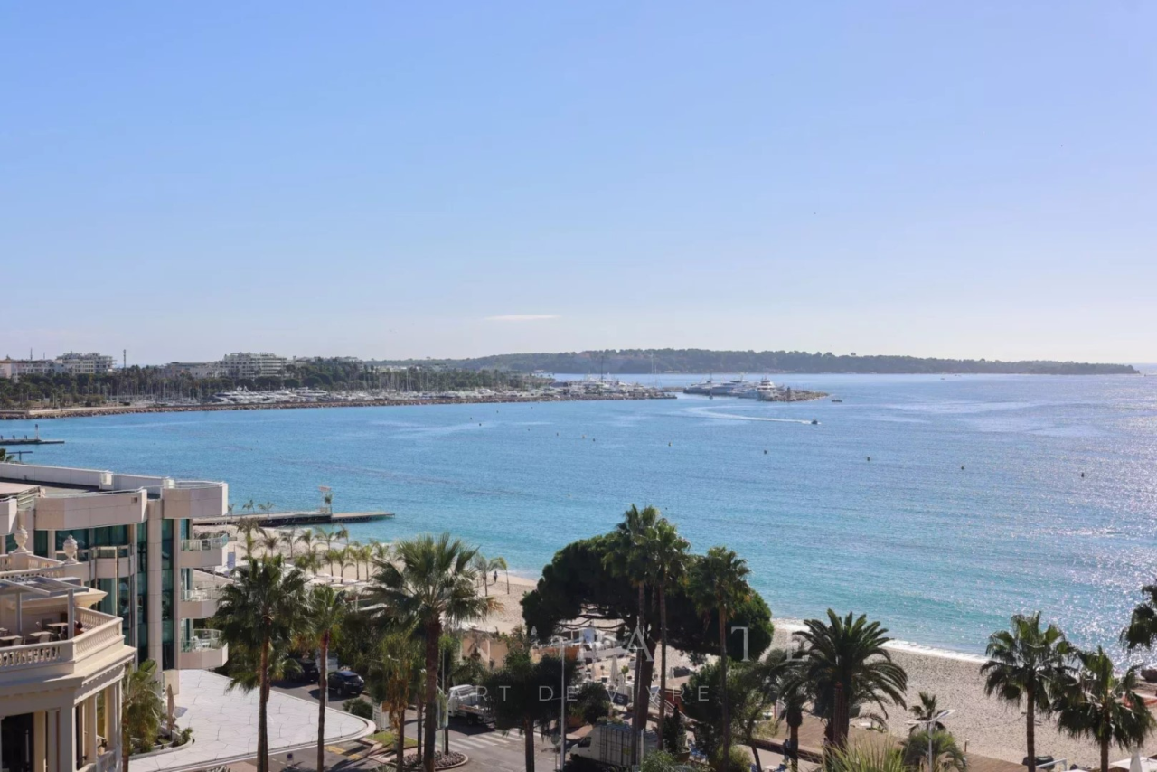 Квартира в Каннах, Франция, 94 м² - фото 1