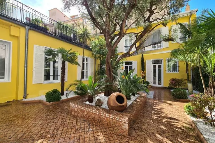 Квартира в Каннах, Франция, 132 м² - фото 1