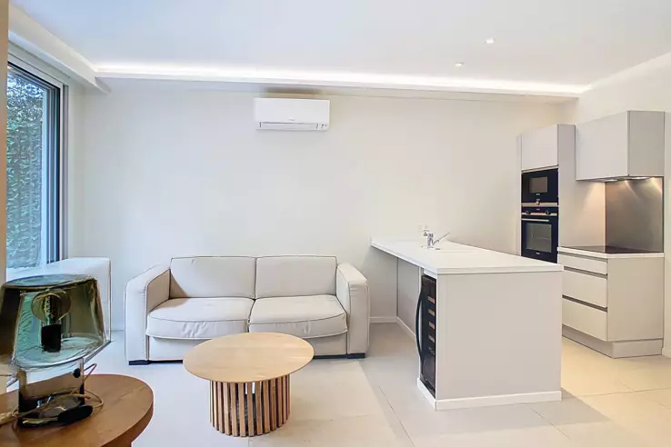 Квартира в Каннах, Франция, 40 м² - фото 1