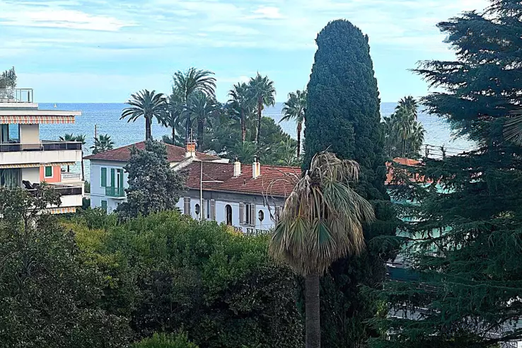 Квартира в Каннах, Франция, 62 м² - фото 1