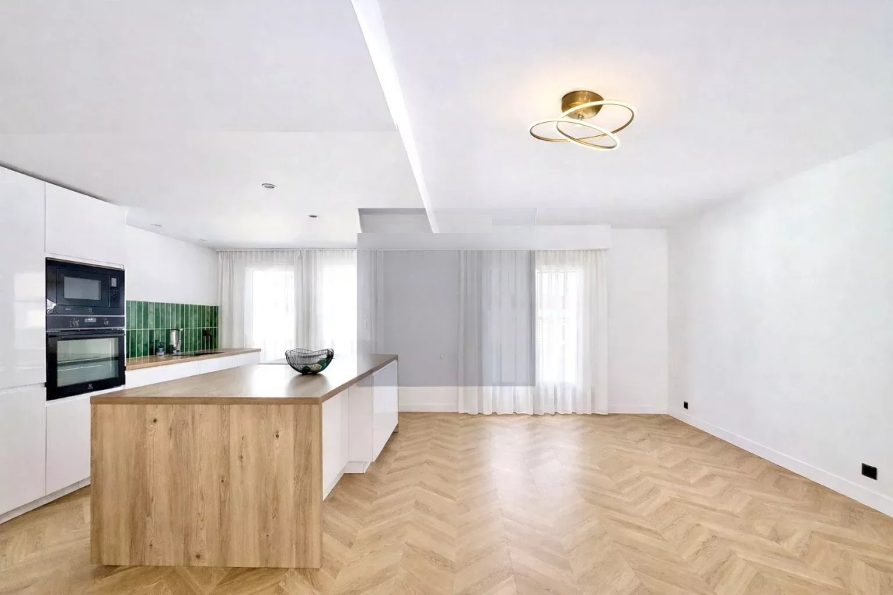 Квартира в Каннах, Франция, 74 м² - фото 1