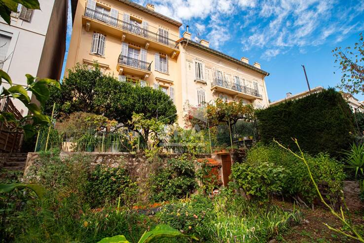 Квартира в Каннах, Франция, 70 м² - фото 1