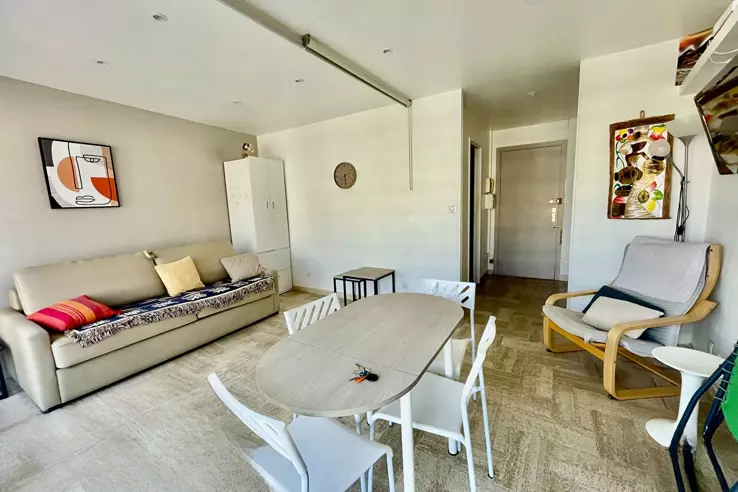 Квартира в Каннах, Франция, 24 м² - фото 1