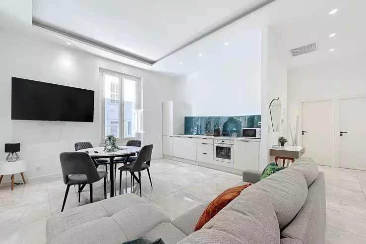 Квартира в Каннах, Франция, 73 м² - фото 1