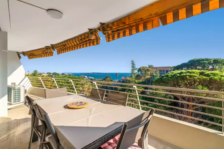 Квартира в Каннах, Франция, 70 м² - фото 1