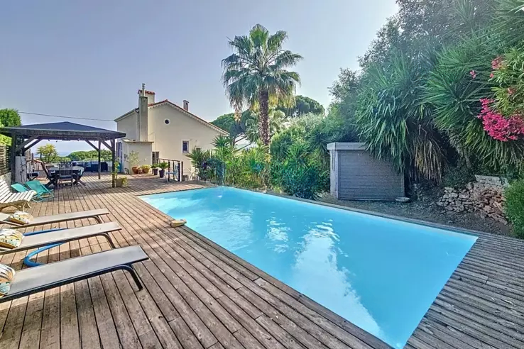 Квартира в Каннах, Франция, 112 м² - фото 1