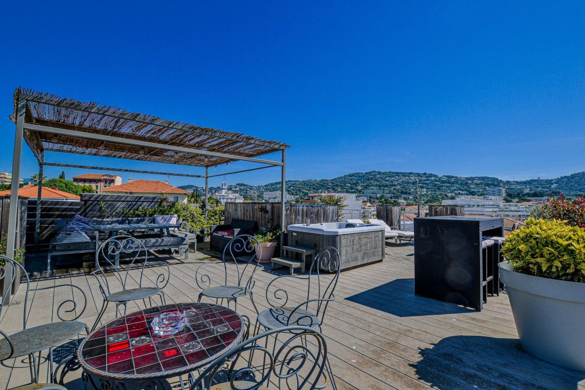 Квартира в Каннах, Франция, 94 м² - фото 1