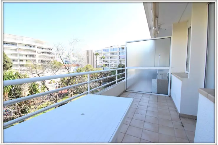 Квартира в Каннах, Франция, 19 м² - фото 1