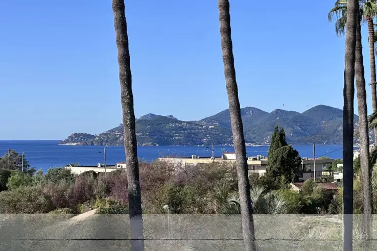 Квартира в Каннах, Франция, 112 м² - фото 1