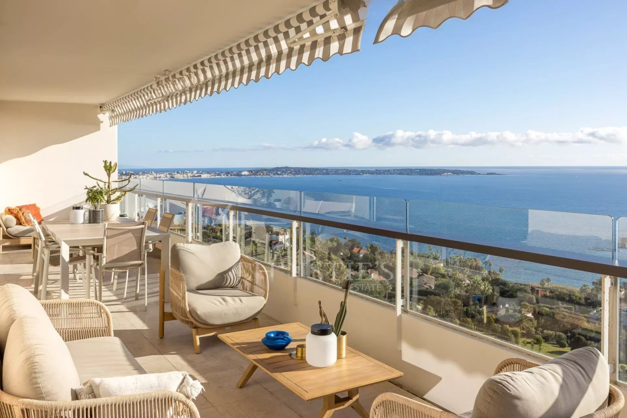 Квартира в Каннах, Франция, 134 м² - фото 1