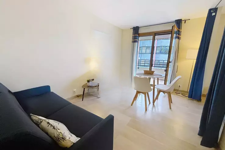 Квартира в Каннах, Франция, 32 м² - фото 1