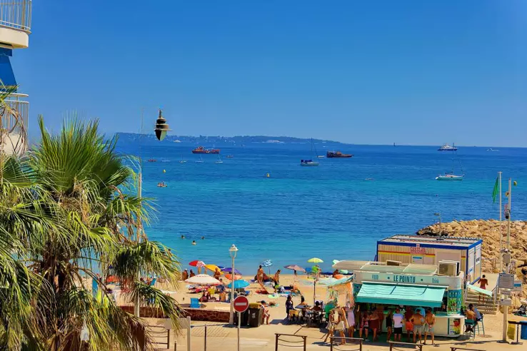 Квартира в Каннах, Франция, 60 м² - фото 1