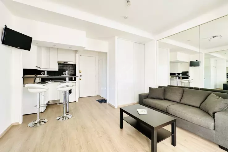 Квартира в Каннах, Франция, 24 м² - фото 1