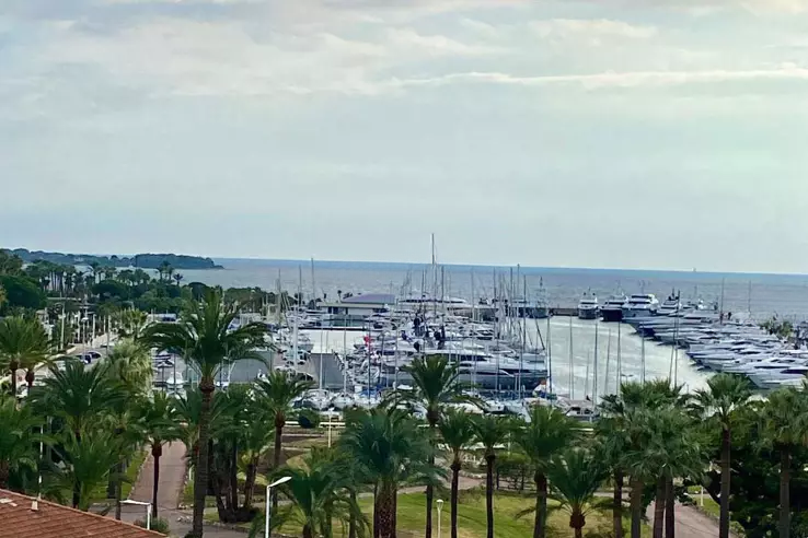 Квартира в Каннах, Франция, 58 м² - фото 1