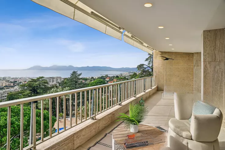 Квартира в Каннах, Франция, 117 м² - фото 1