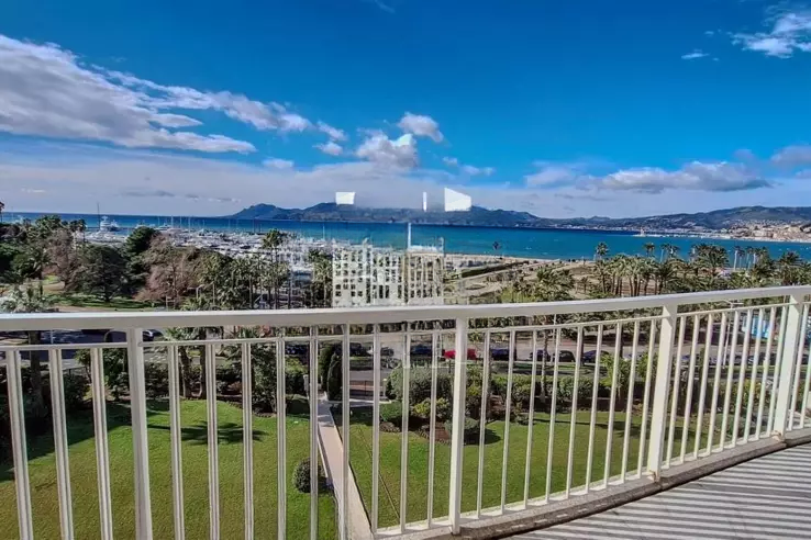 Квартира в Каннах, Франция, 126 м² - фото 1