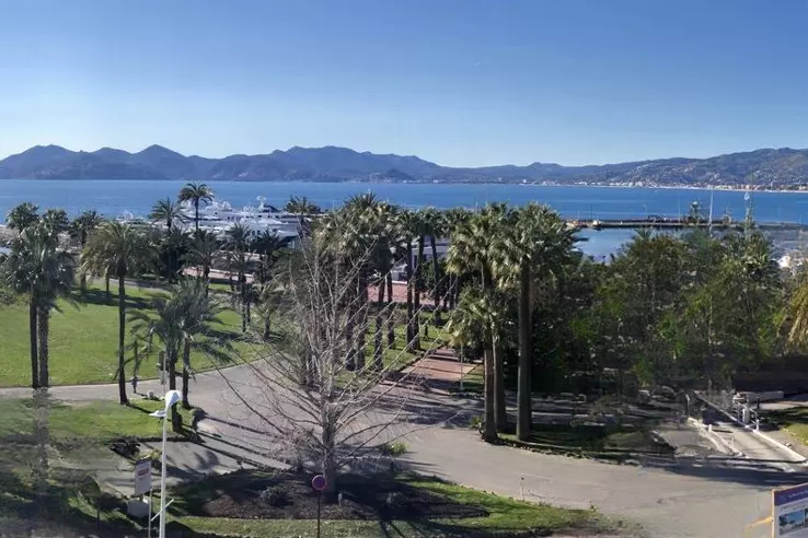 Квартира в Каннах, Франция, 85 м² - фото 1