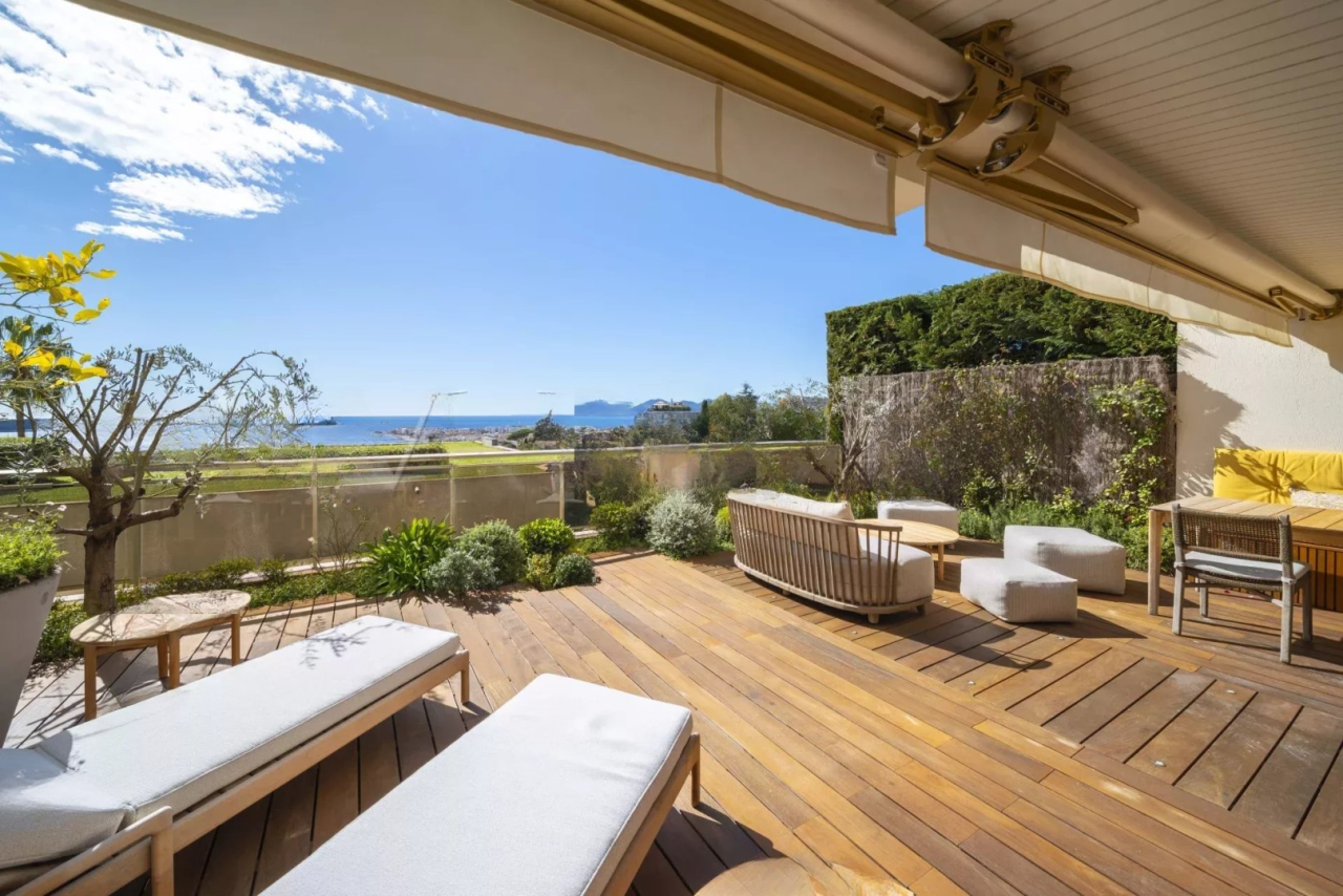 Квартира в Каннах, Франция, 81 м² - фото 1