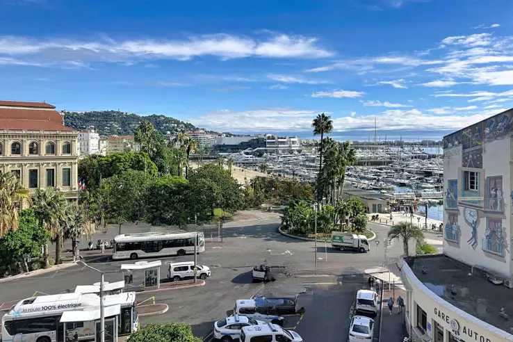 Квартира в Каннах, Франция, 40 м² - фото 1