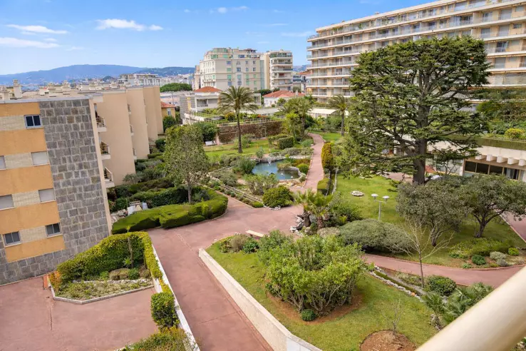 Квартира в Каннах, Франция, 46 м² - фото 1