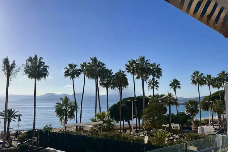 Квартира в Каннах, Франция, 80 м² - фото 1