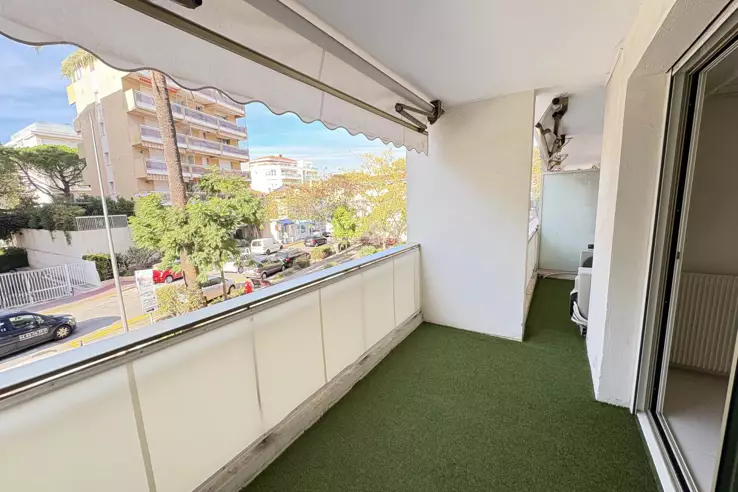 Квартира в Каннах, Франция, 75 м² - фото 1