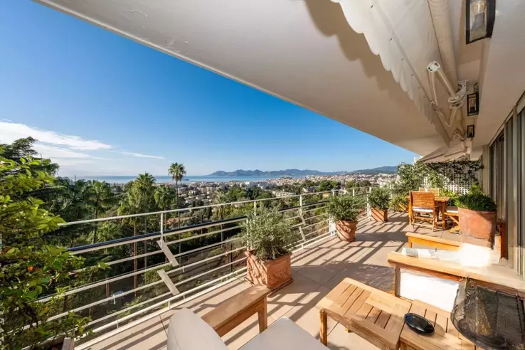 Квартира в Каннах, Франция, 74 м² - фото 1