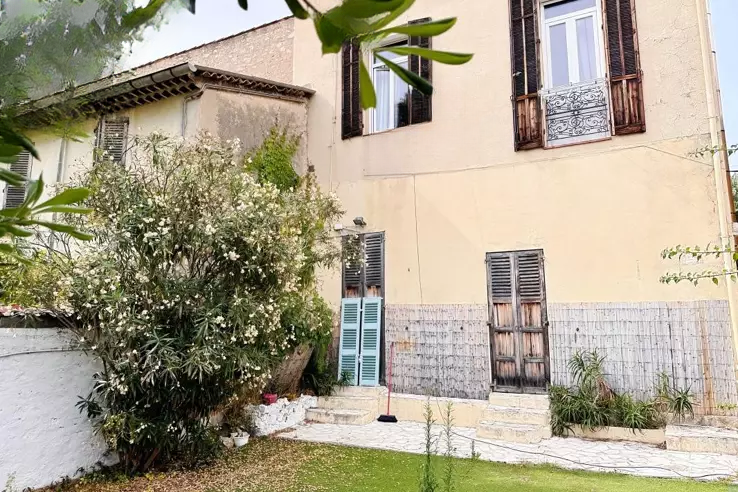 Квартира в Каннах, Франция, 300 м² - фото 1