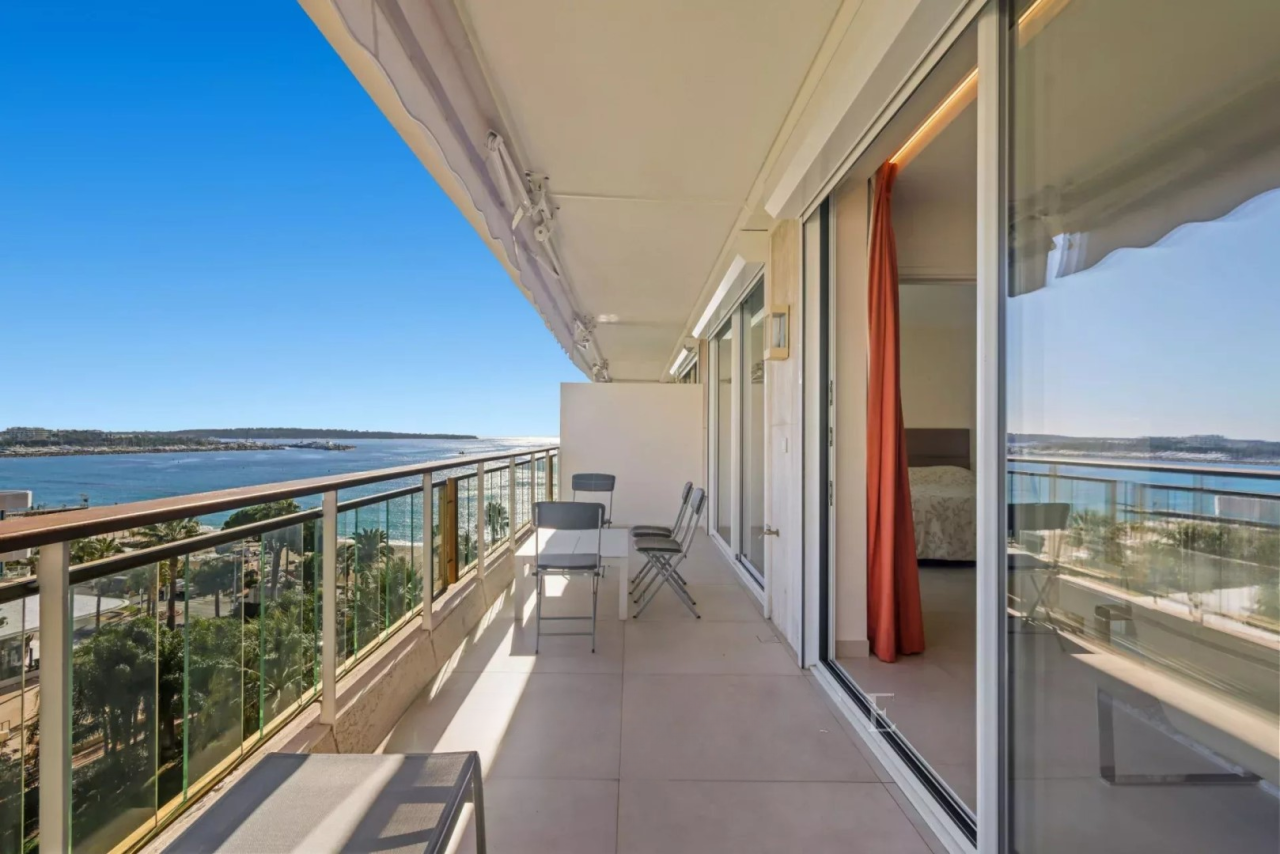 Квартира в Каннах, Франция, 94 м² - фото 2