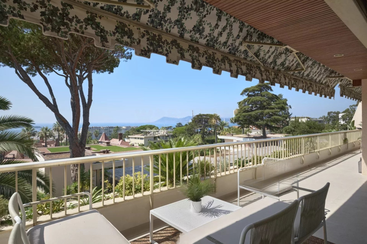 Квартира в Каннах, Франция, 118 м² - фото 2