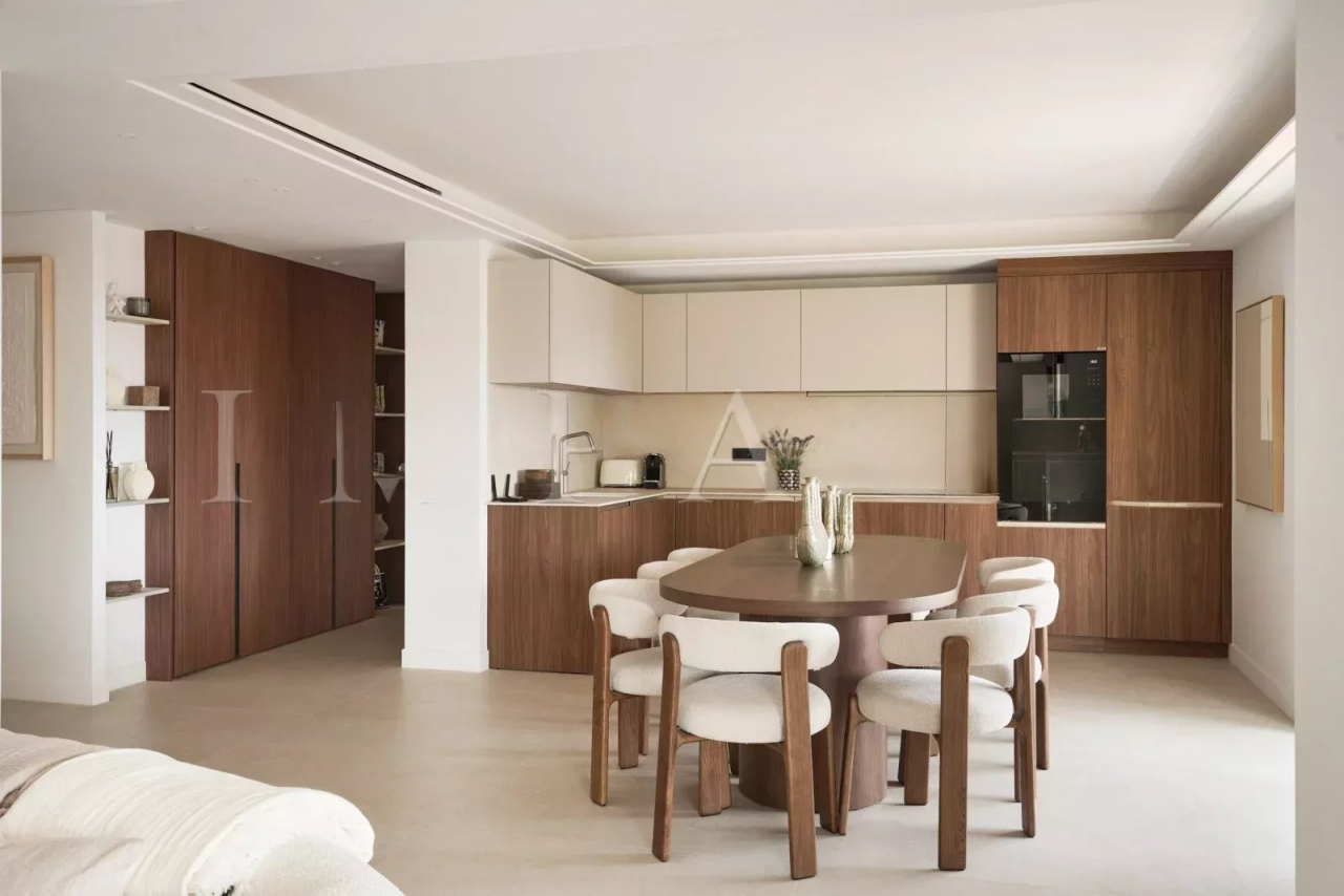 Квартира в Каннах, Франция, 136 м² - фото 2