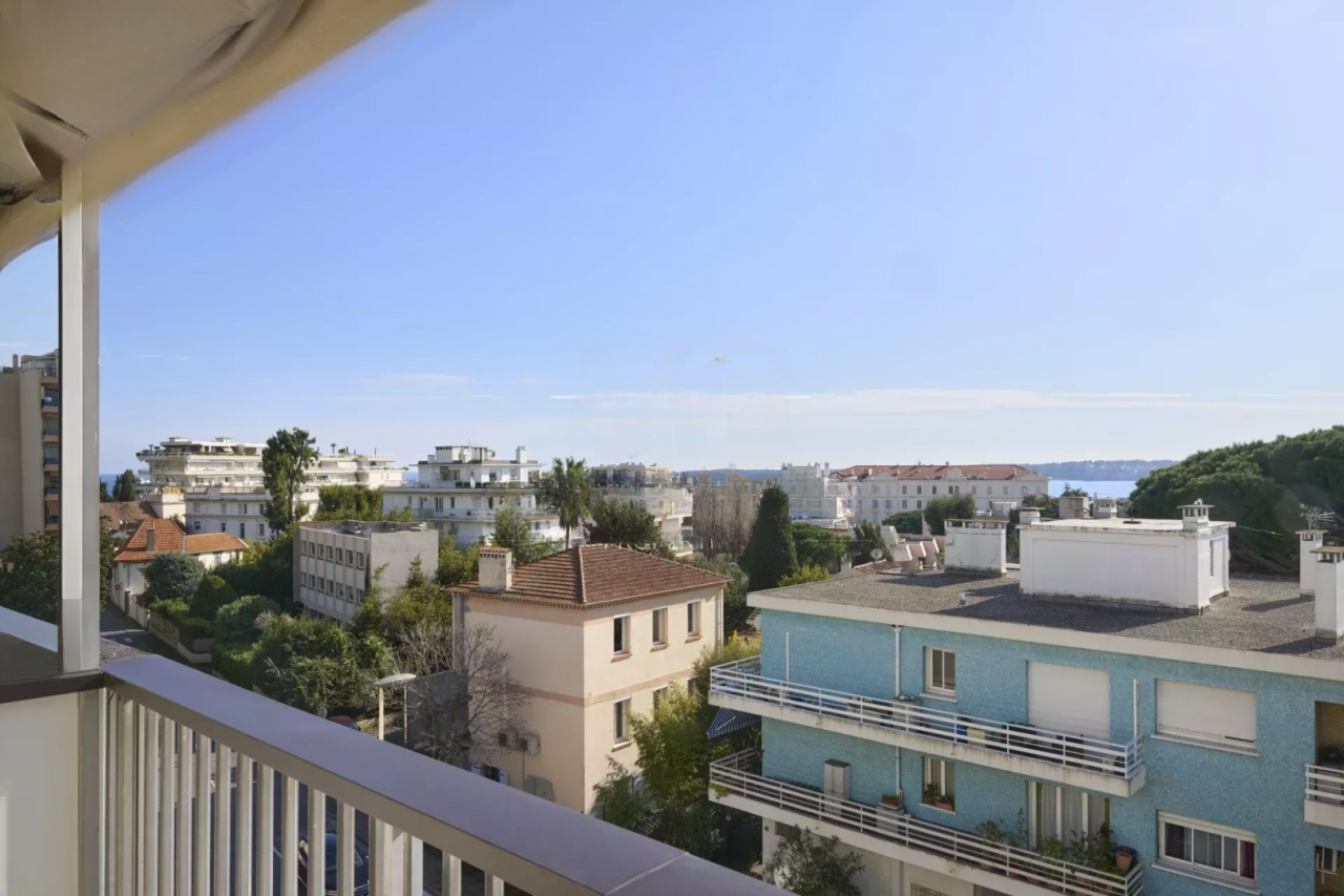 Квартира в Каннах, Франция, 55 м² - фото 2