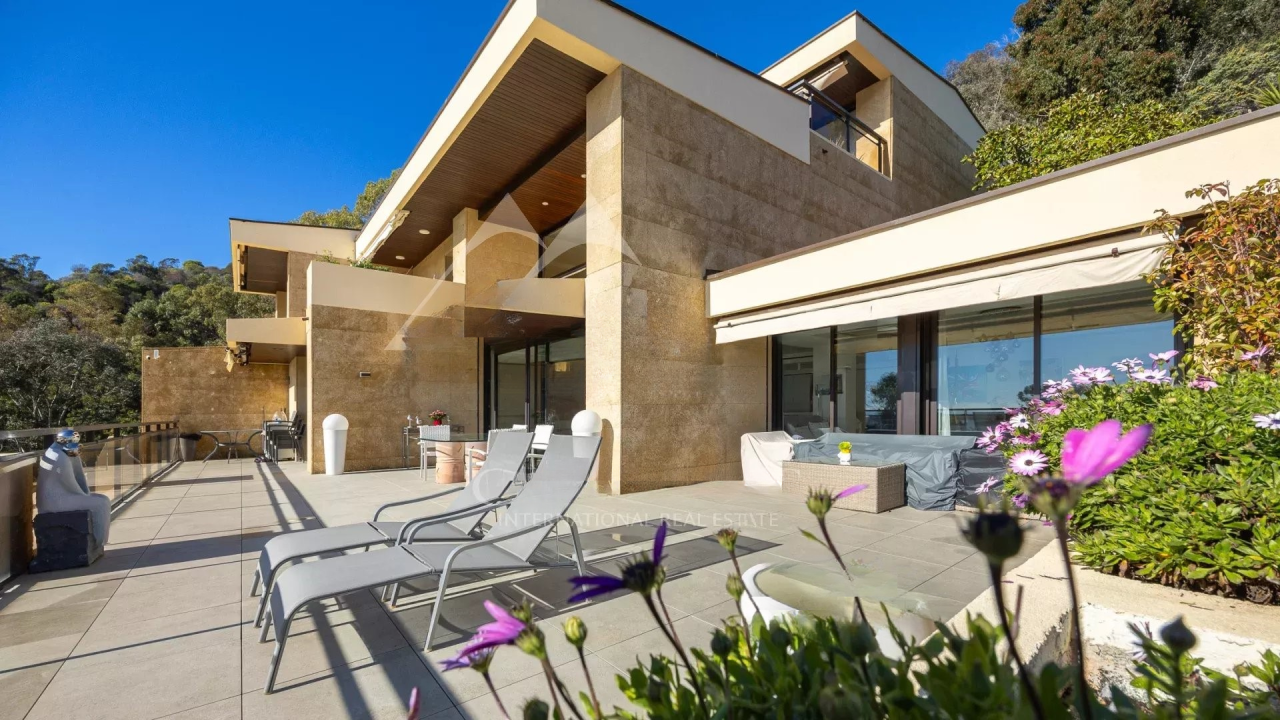 Квартира в Каннах, Франция, 262 м² - фото 2