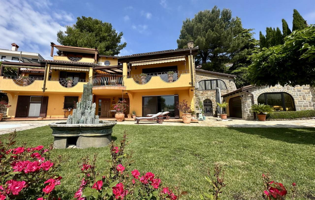 Дом в Портороже, Словения, 555 м² - фото 2