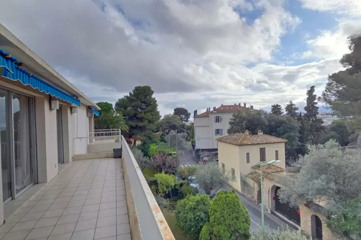 Квартира в Каннах, Франция, 112 м² - фото 2