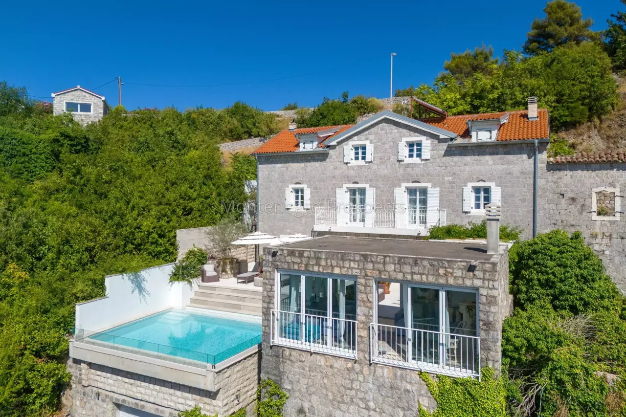 Дом на полуострове Луштица, Черногория, 337 м² - фото 3