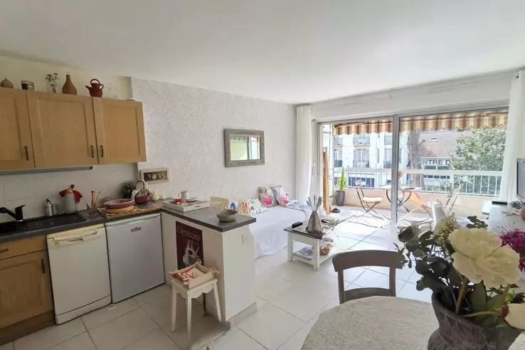 Квартира в Каннах, Франция, 30 м² - фото 2