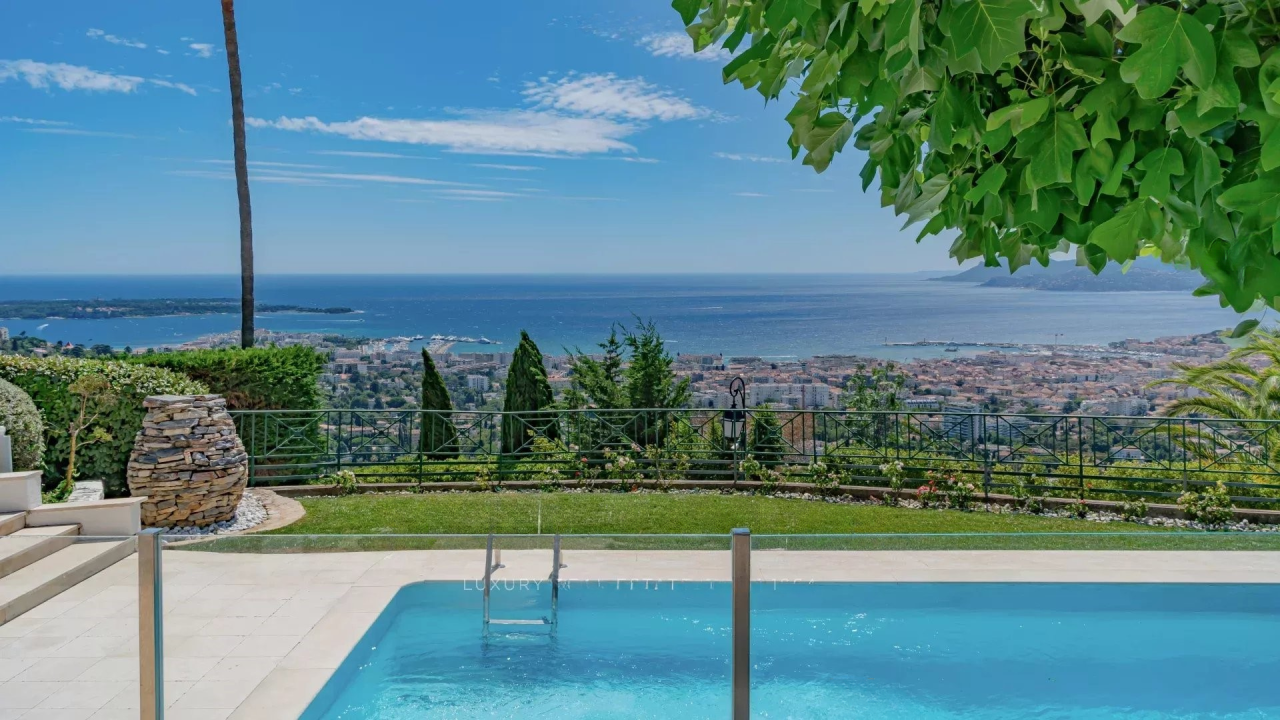 Квартира в Каннах, Франция, 211 м² - фото 4