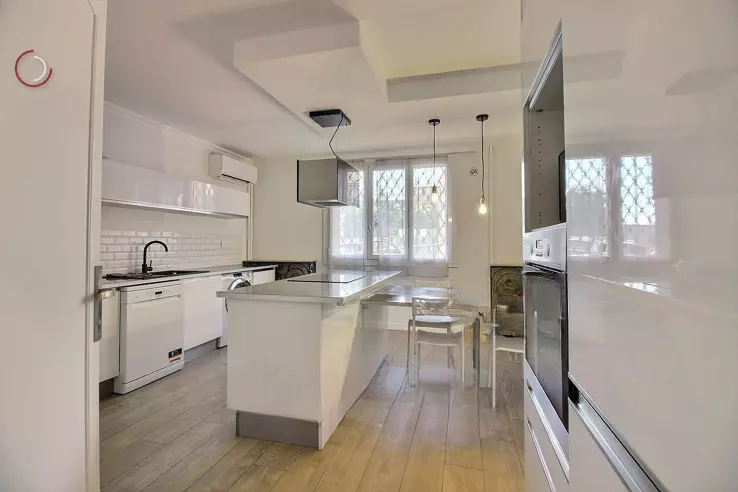 Квартира в Каннах, Франция, 72 м² - фото 2