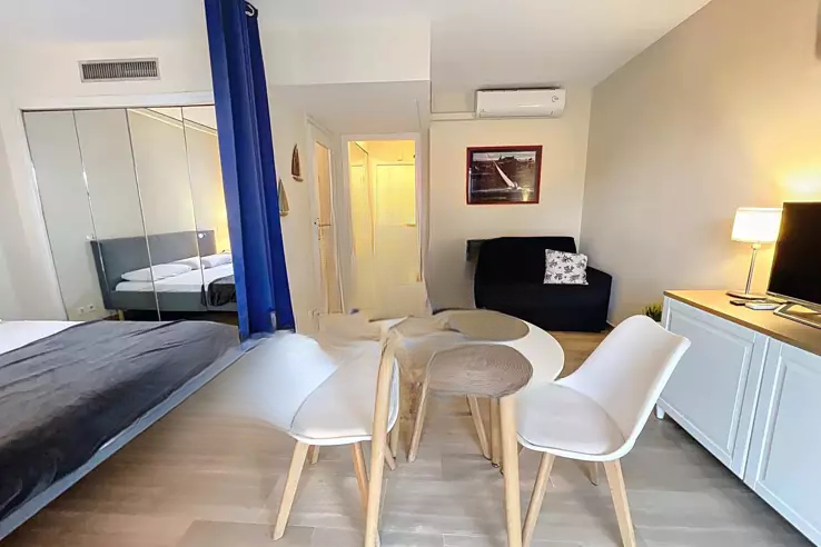 Квартира в Каннах, Франция, 32 м² - фото 2