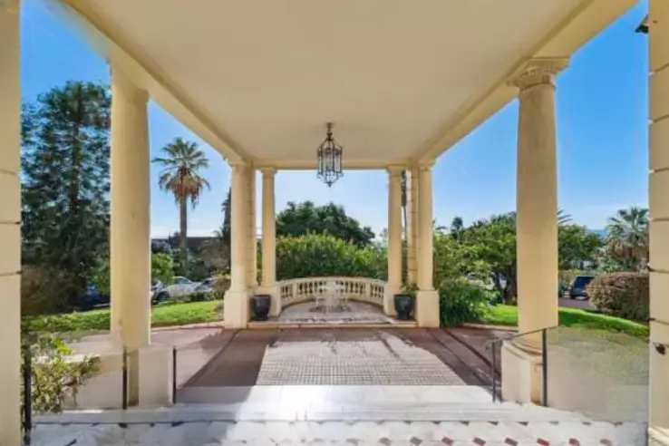 Квартира в Каннах, Франция, 168 м² - фото 2