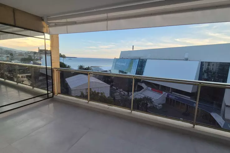 Квартира в Каннах, Франция, 54 м² - фото 2