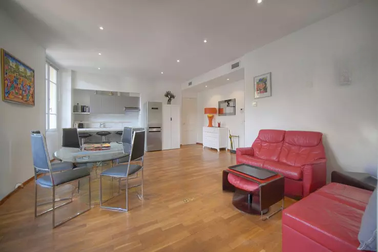 Квартира в Каннах, Франция, 70 м² - фото 2