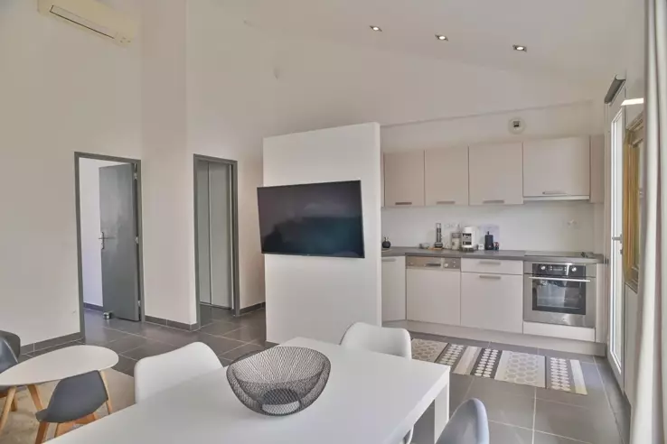 Квартира в Каннах, Франция, 62 м² - фото 2