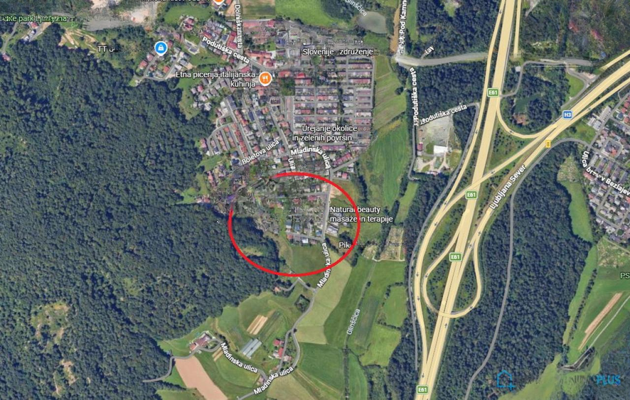 Земля в Любляне, Словения, 779 м² - фото 5